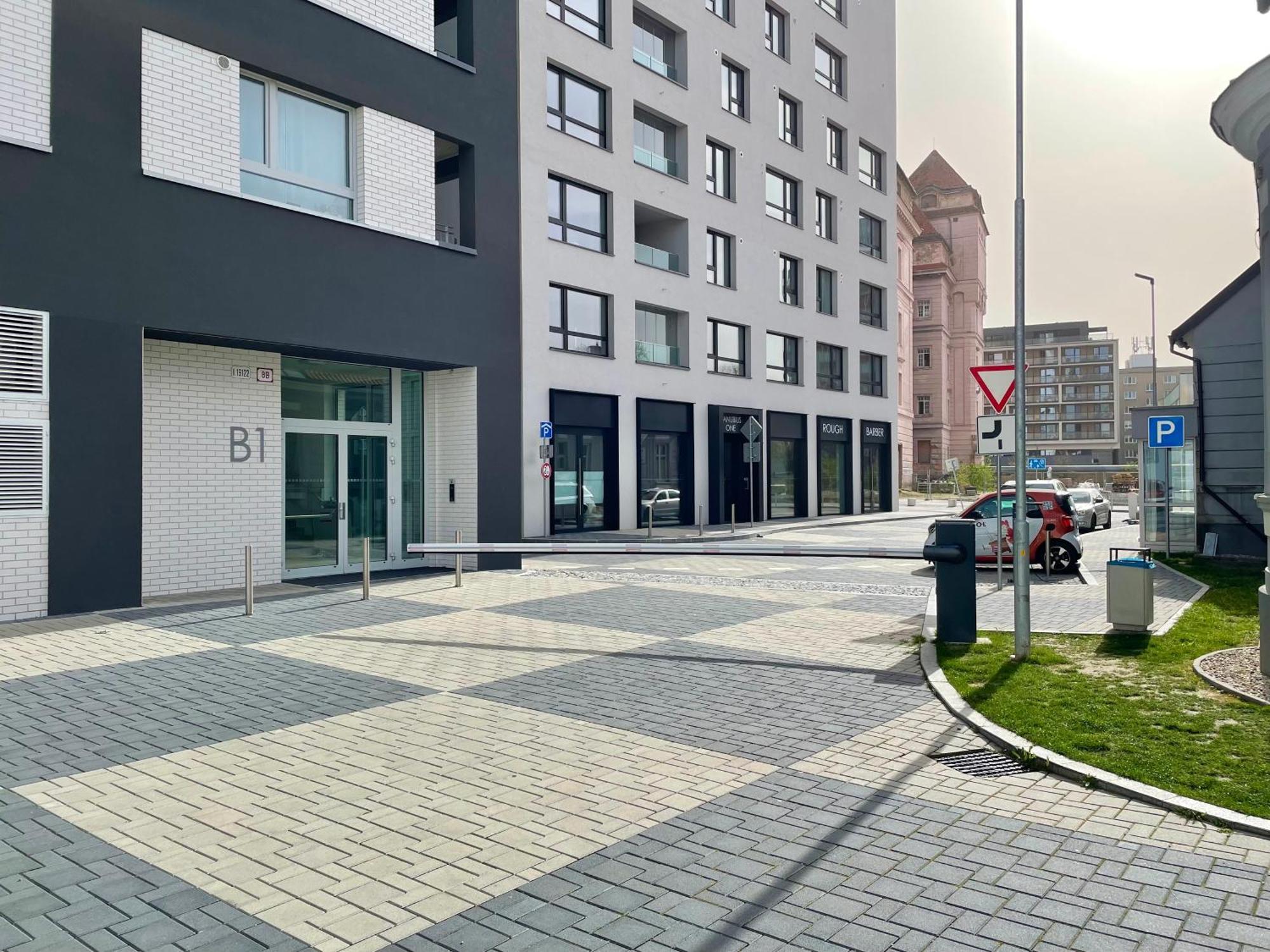 Apartamento Great Bratislava Exterior foto